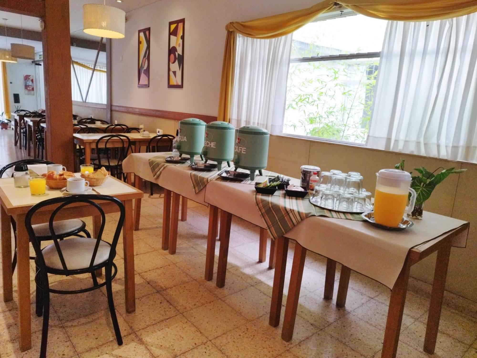Hotel Corales Мар дел Плата Екстериор снимка